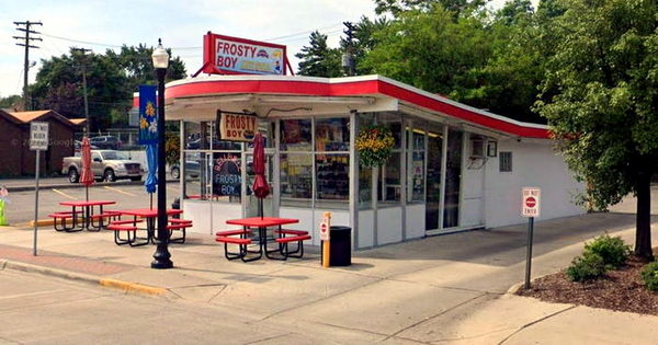 Tastee-Freez - Belleville - 67 Main St 2 (newer photo)